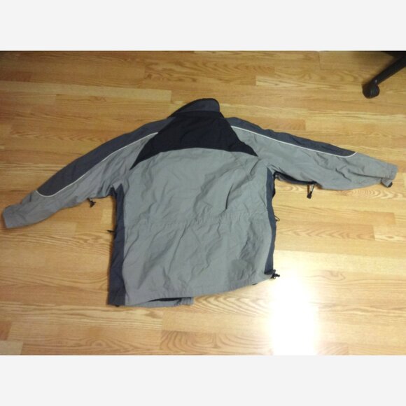 North 49 Winter Coat Grey Adult Size XL - $65 - Picture 2 of 4